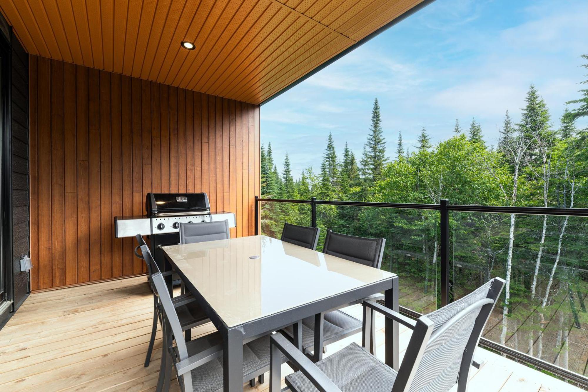 Les Chalets Du Massif De Charlevoix Petite-Riviere-Saint-Francois Rom bilde