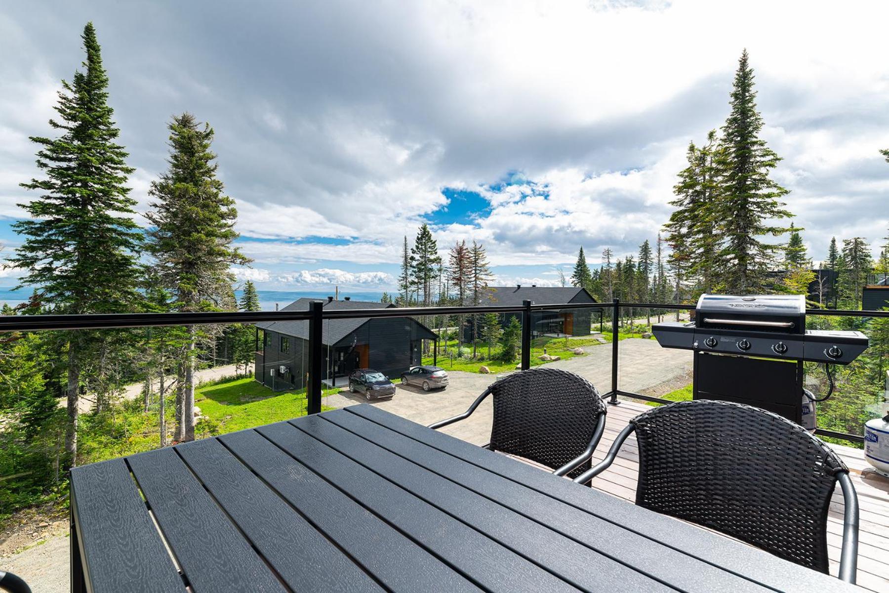 Les Chalets Du Massif De Charlevoix Petite-Riviere-Saint-Francois Rom bilde