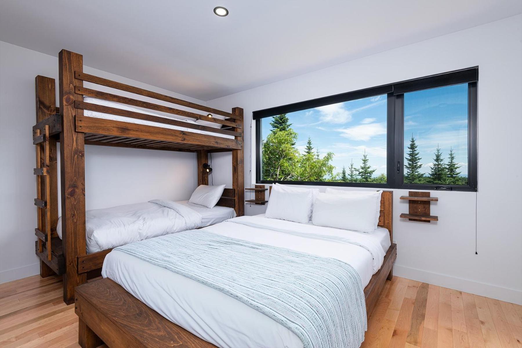 Les Chalets Du Massif De Charlevoix Petite-Riviere-Saint-Francois Rom bilde