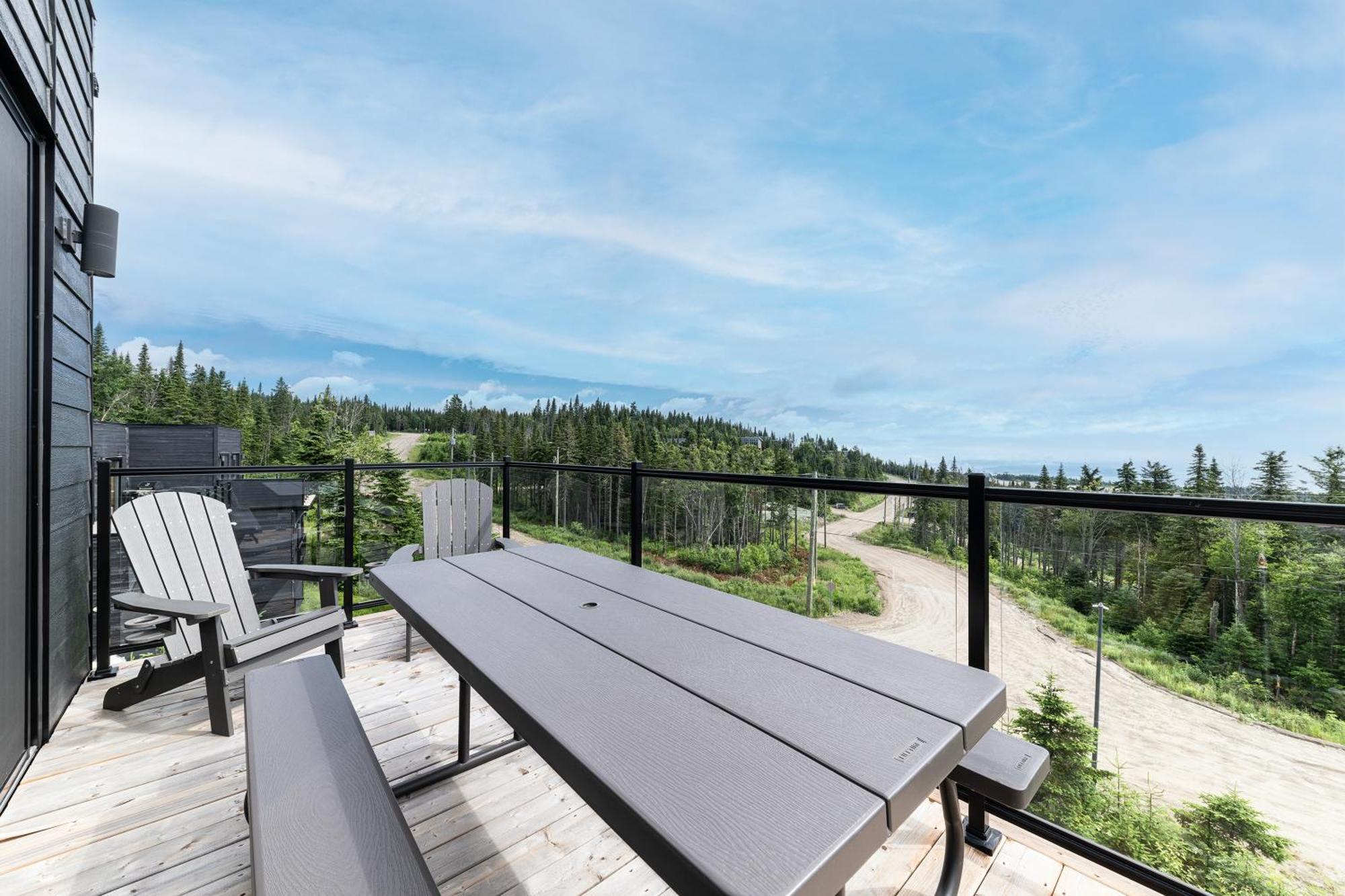 Les Chalets Du Massif De Charlevoix Petite-Riviere-Saint-Francois Rom bilde